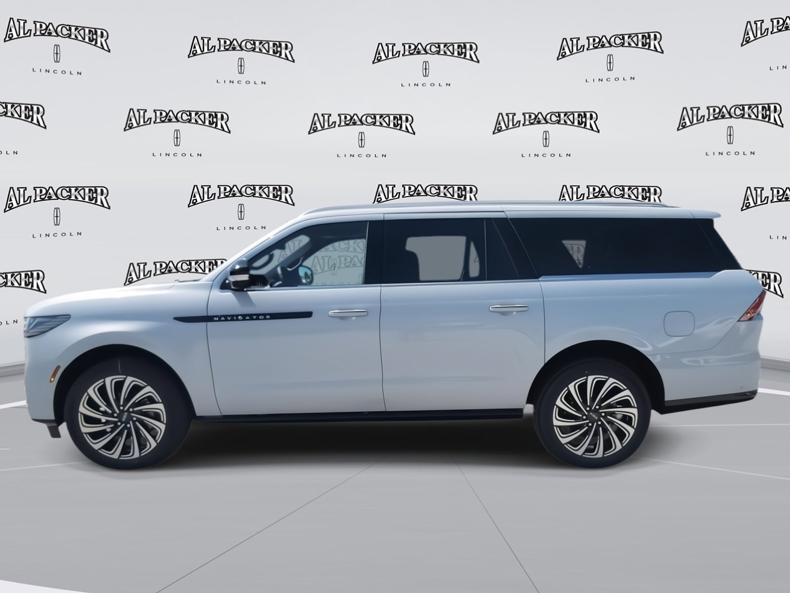 New 2025 Lincoln Navigator L Black Label image 2