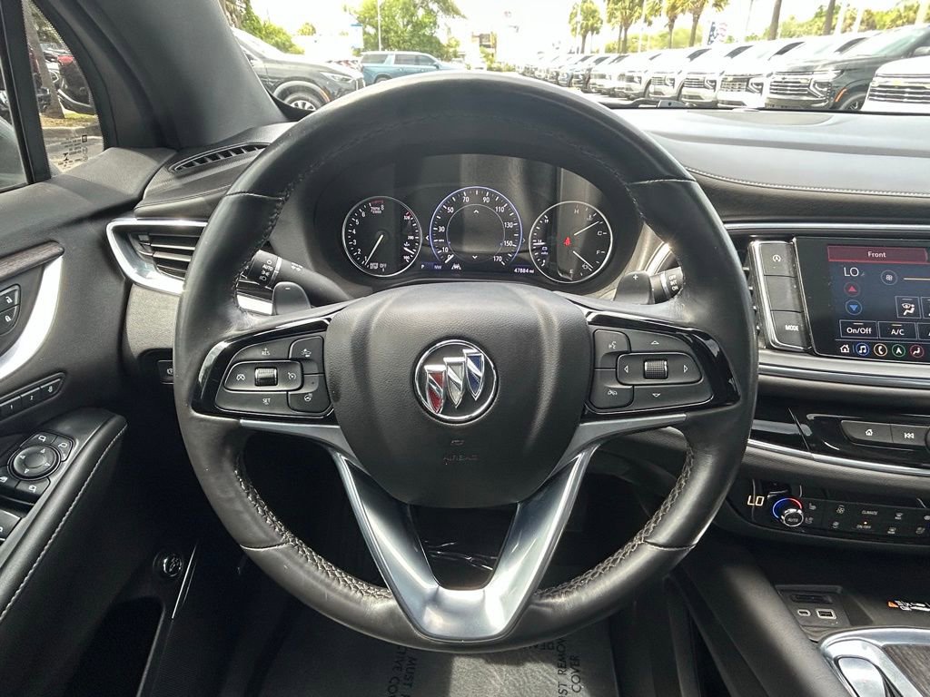 Used 2023 Buick Enclave Avenir w/ Avenir Technology Package image 18