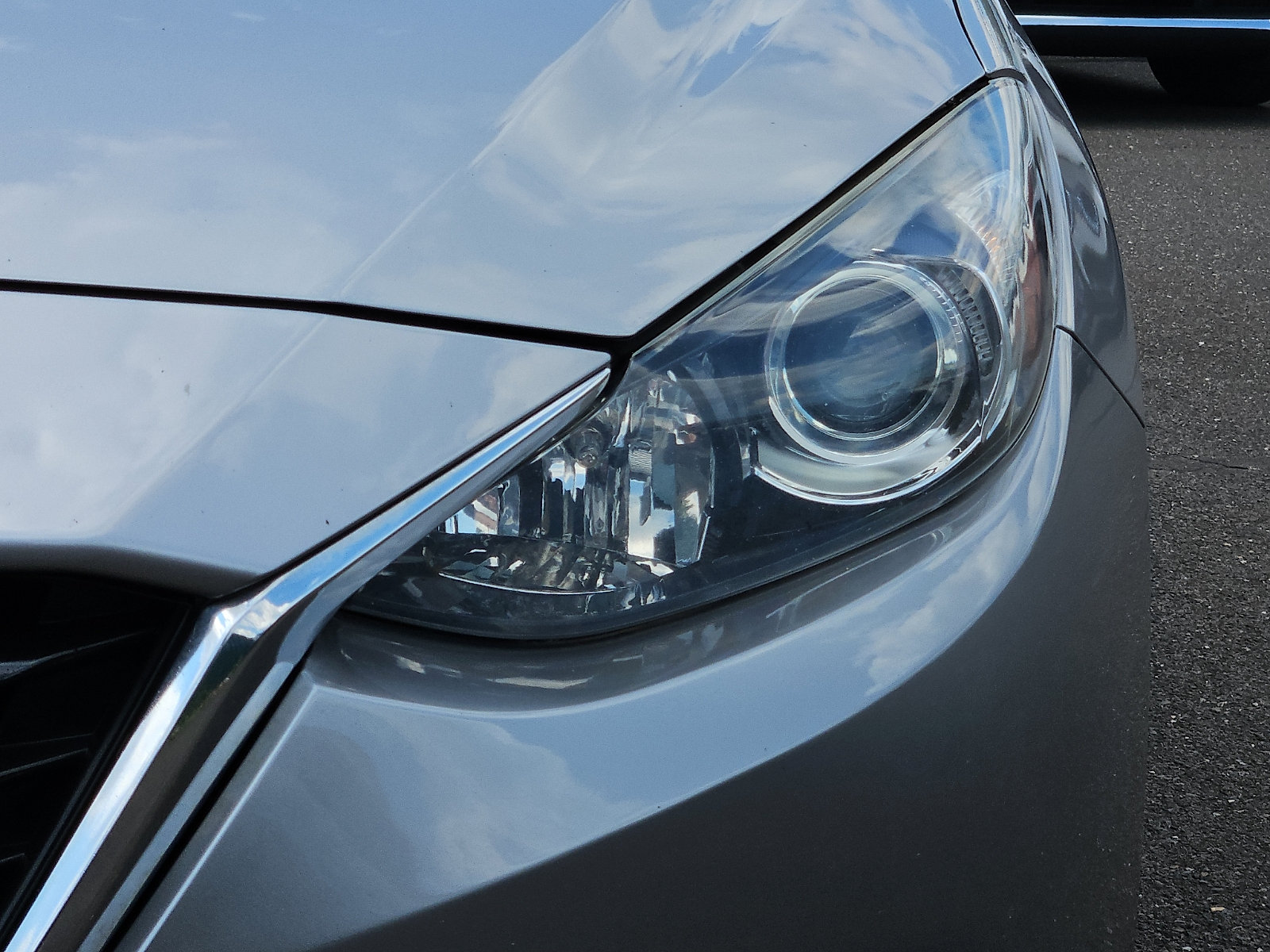 Used 2016 MAZDA MAZDA3 i Sport w/ Preferred Equipment Package FWD image 10