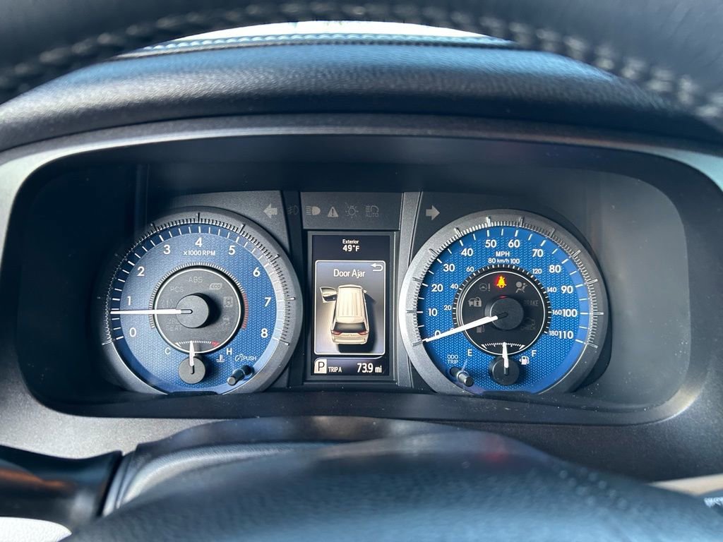 Used 2016 Toyota Sienna XLE Premium image 13