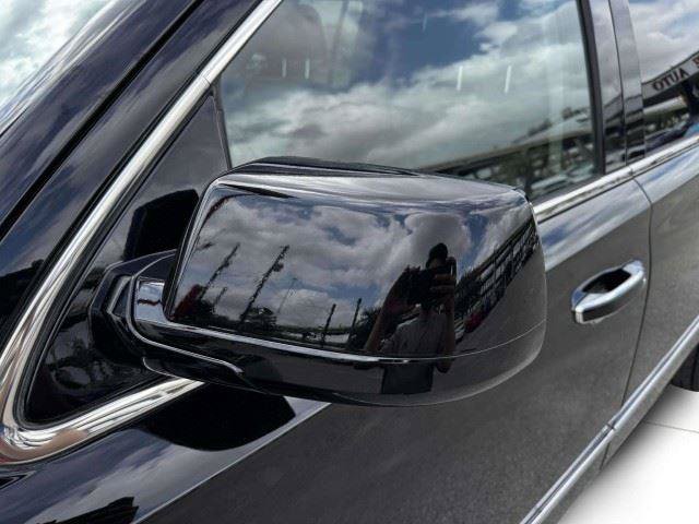 Used 2018 GMC Yukon XL Denali w/ Denali Ultimate Package AWD/4WD image 15