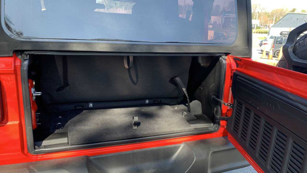 Used 2024 Jeep Wrangler Sport image 46