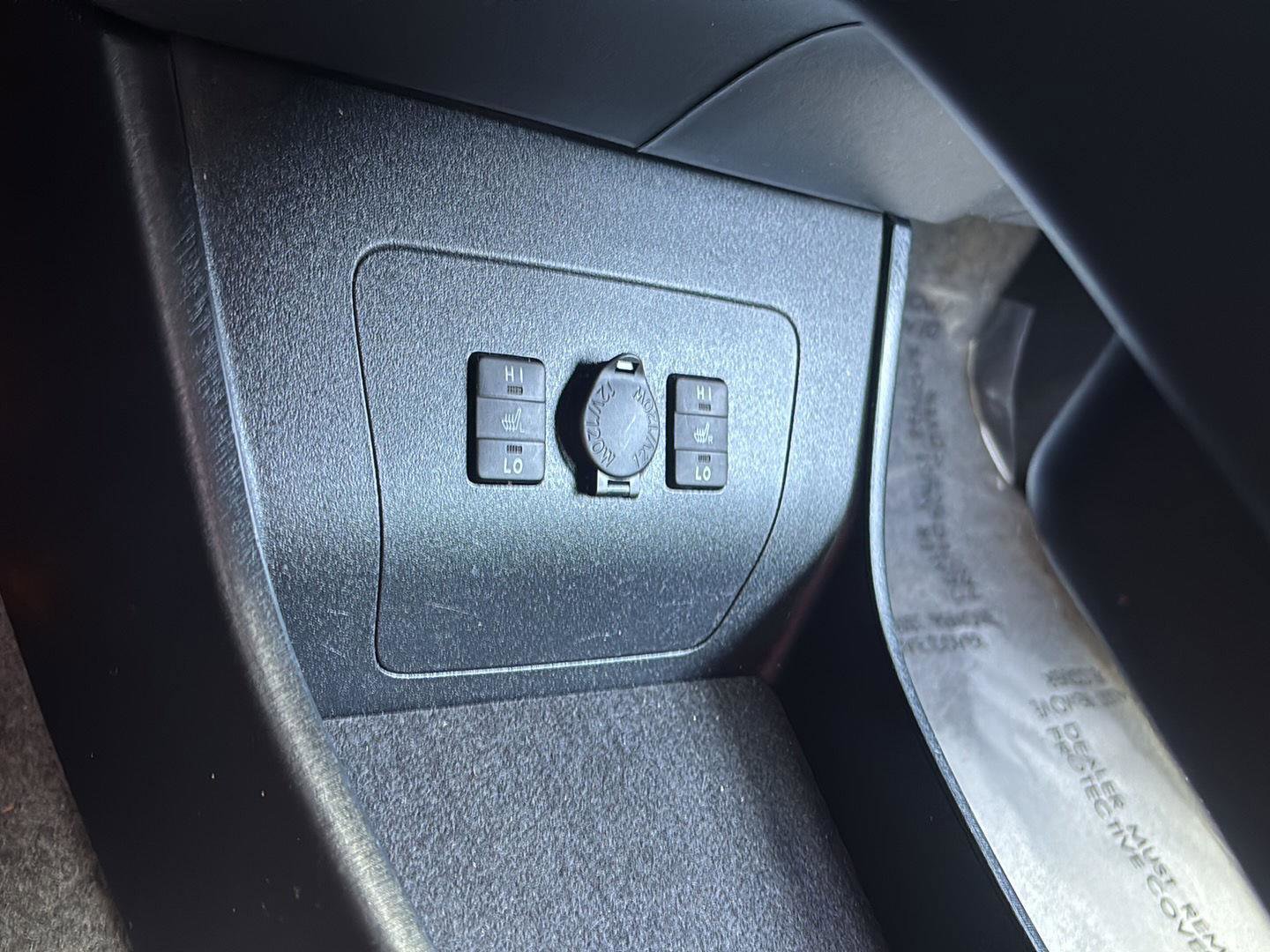 Used 2014 Toyota Prius Prime Plug-In Hybrid FWD image 37