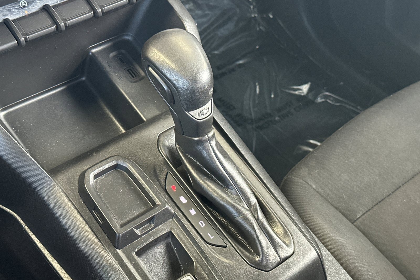 Used 2023 Chevrolet Colorado W/T image 20