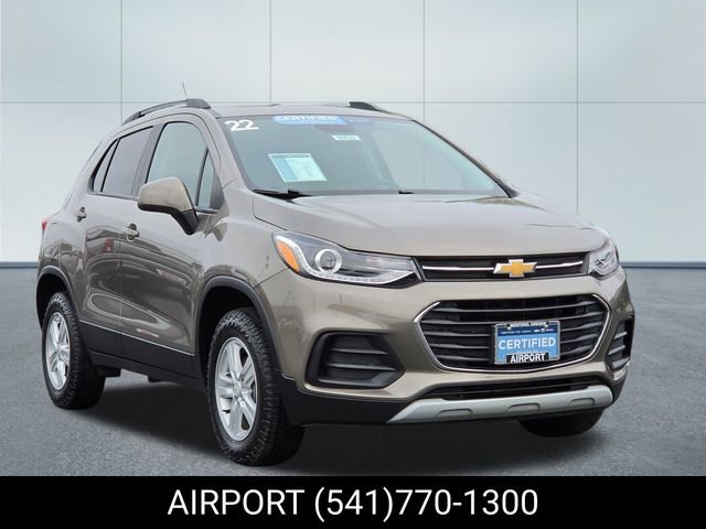 Certified 2022 Chevrolet Trax LT w/ LT Convenience Package image 9