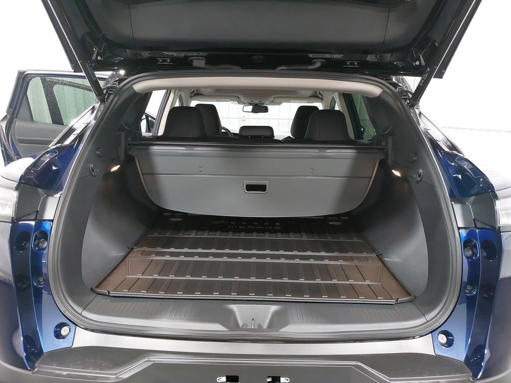 Certified 2025 Nissan Murano SL w/ Cargo Package AWD/4WD image 12