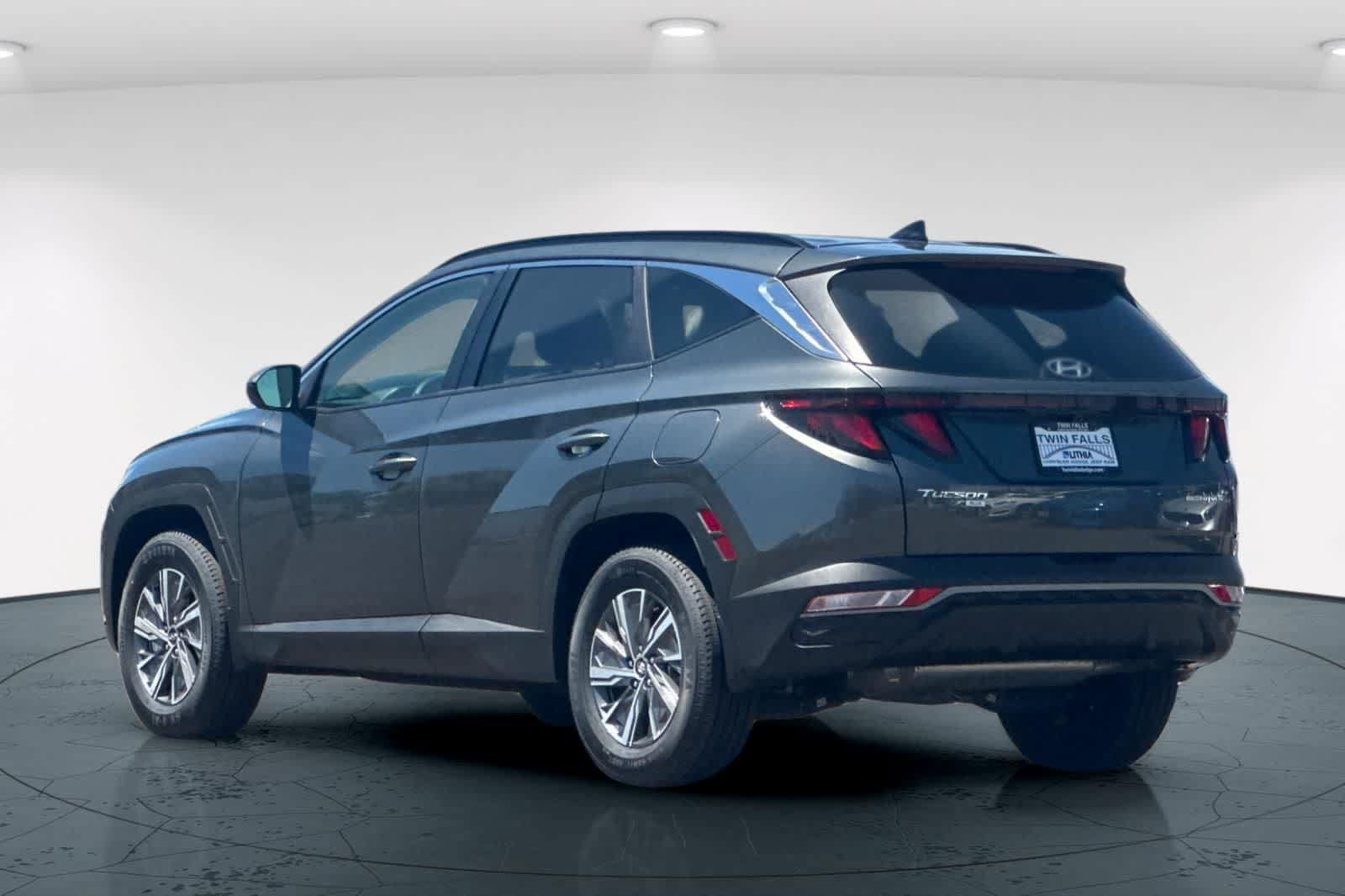 Used 2024 Hyundai Tucson Blue AWD/4WD image 8
