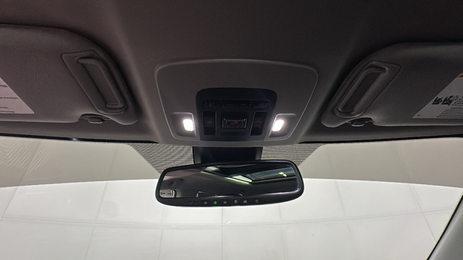 Used 2022 Toyota Camry XSE w/ Navigation Package FWD image 31