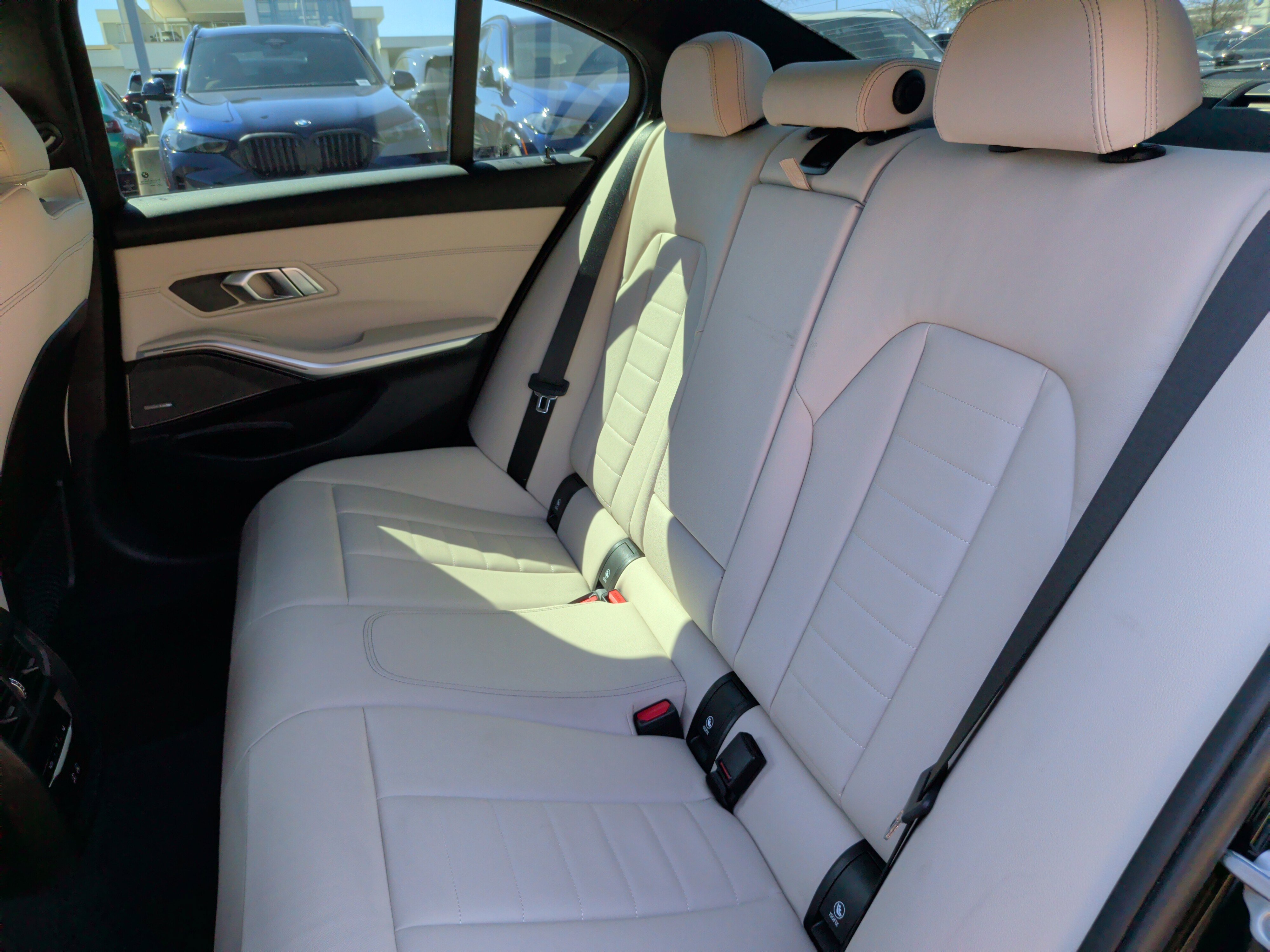 Used 2021 BMW M340i w/ Executive Package image 37