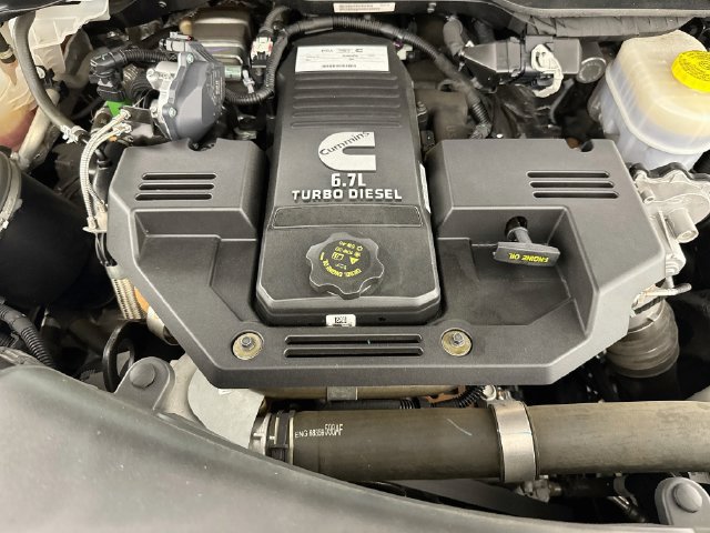 Used 2024 RAM 2500 Laramie AWD/4WD image 35