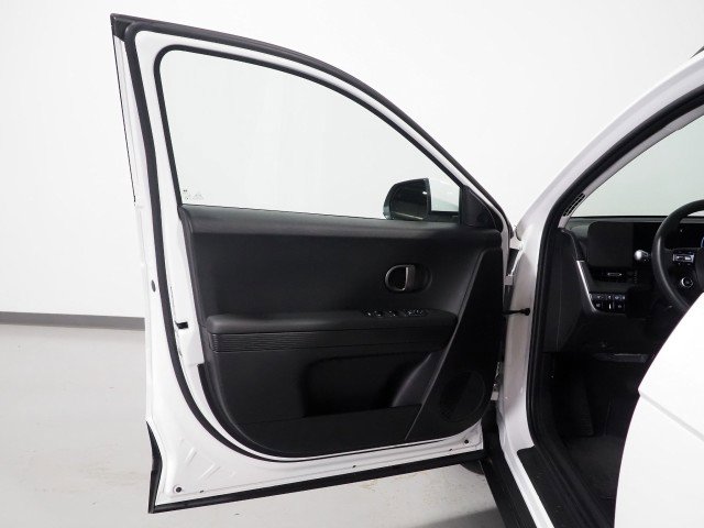 Used 2025 Hyundai Ioniq 5 SEL RWD image 54