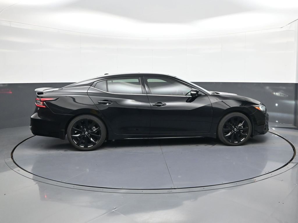 Used 2021 Nissan Maxima SR w/ Sport Mat Group FWD image 8