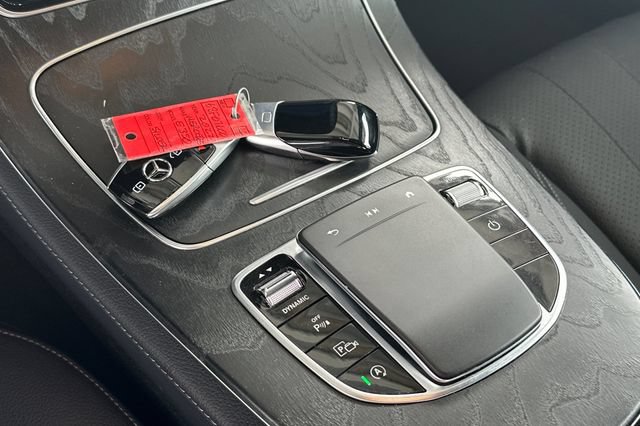 Used 2022 Mercedes-Benz E 350 Sedan image 10