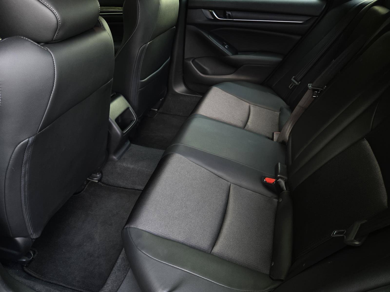Used 2020 Honda Accord Sport image 15