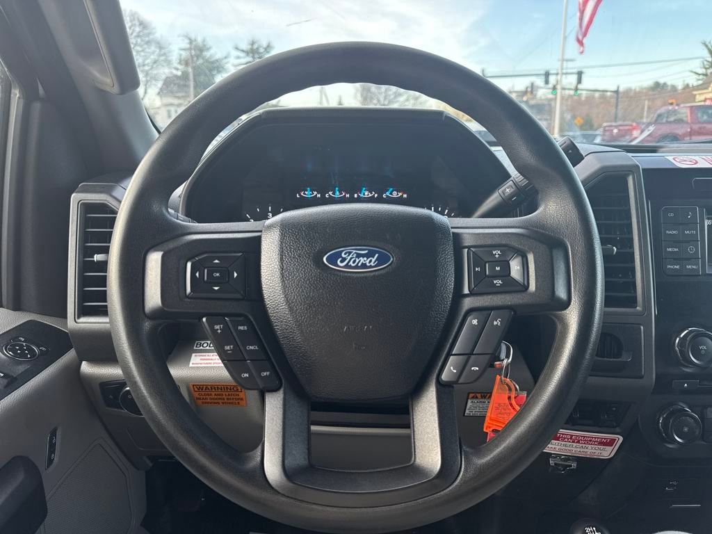 Used 2017 Ford F550 4x4 Regular Cab Super Duty image 20