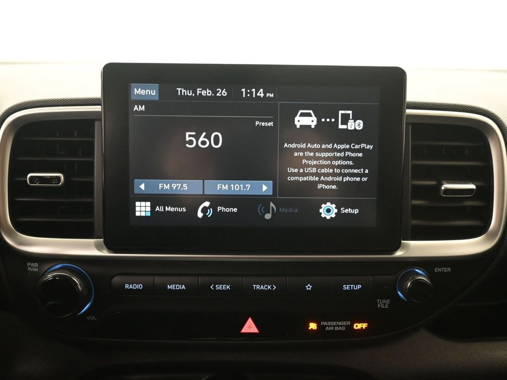 Used 2020 Hyundai Venue SEL image 13