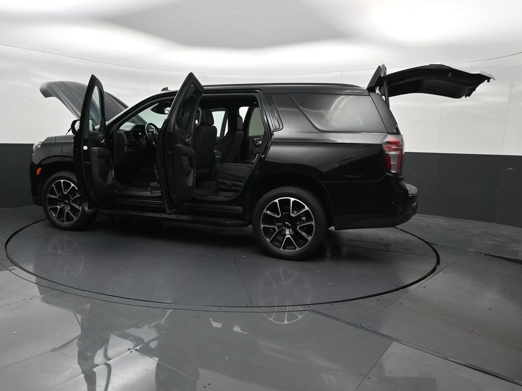 Used 2024 Chevrolet Tahoe RST w/ Luxury Package RWD image 35