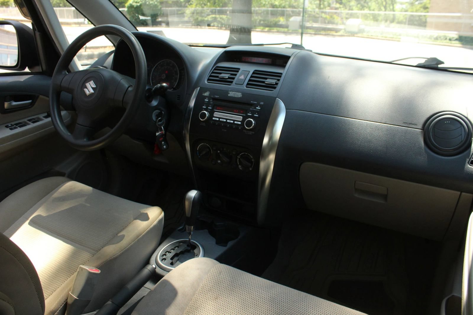 Used 2009 Suzuki SX4 Sedan FWD image 23
