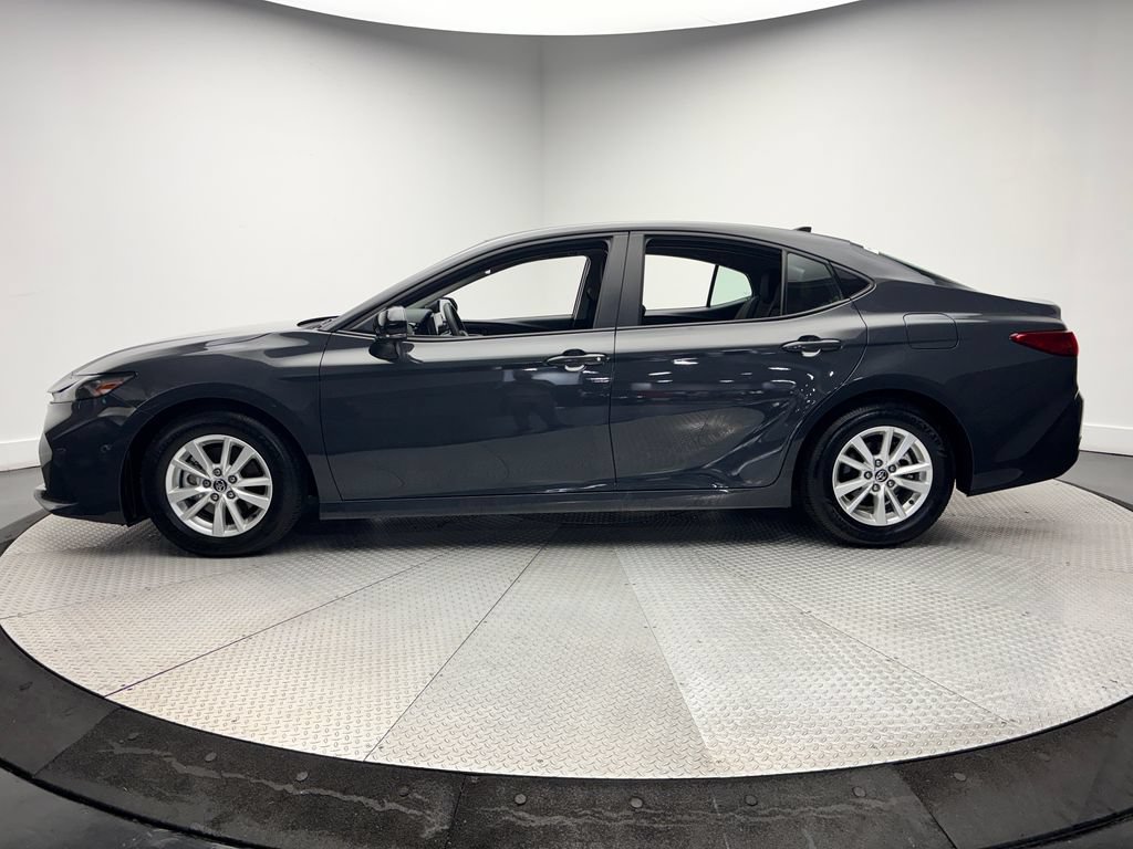 Used 2025 Toyota Camry LE FWD image 15