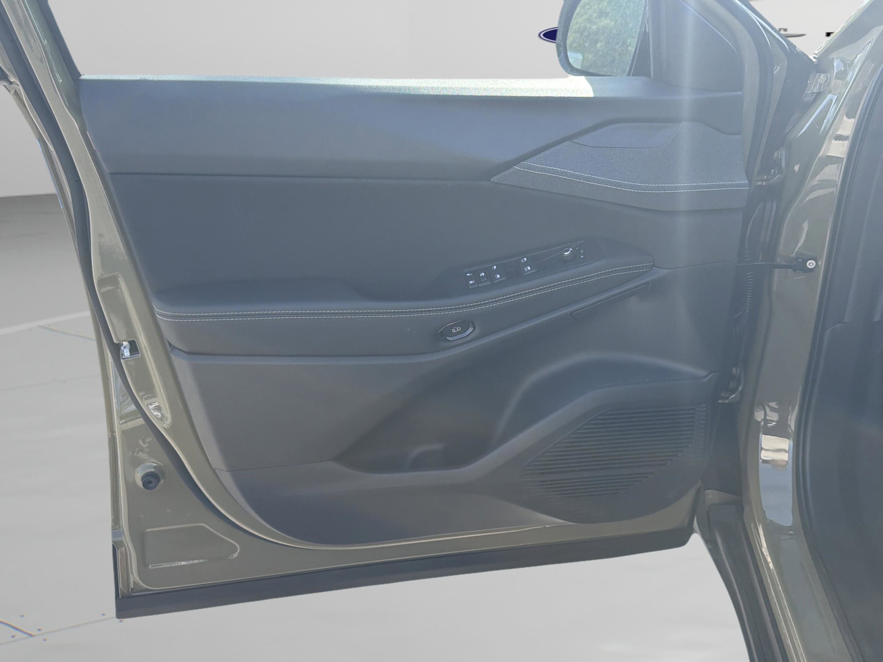 New 2026 Jeep Cherokee Laredo image 18