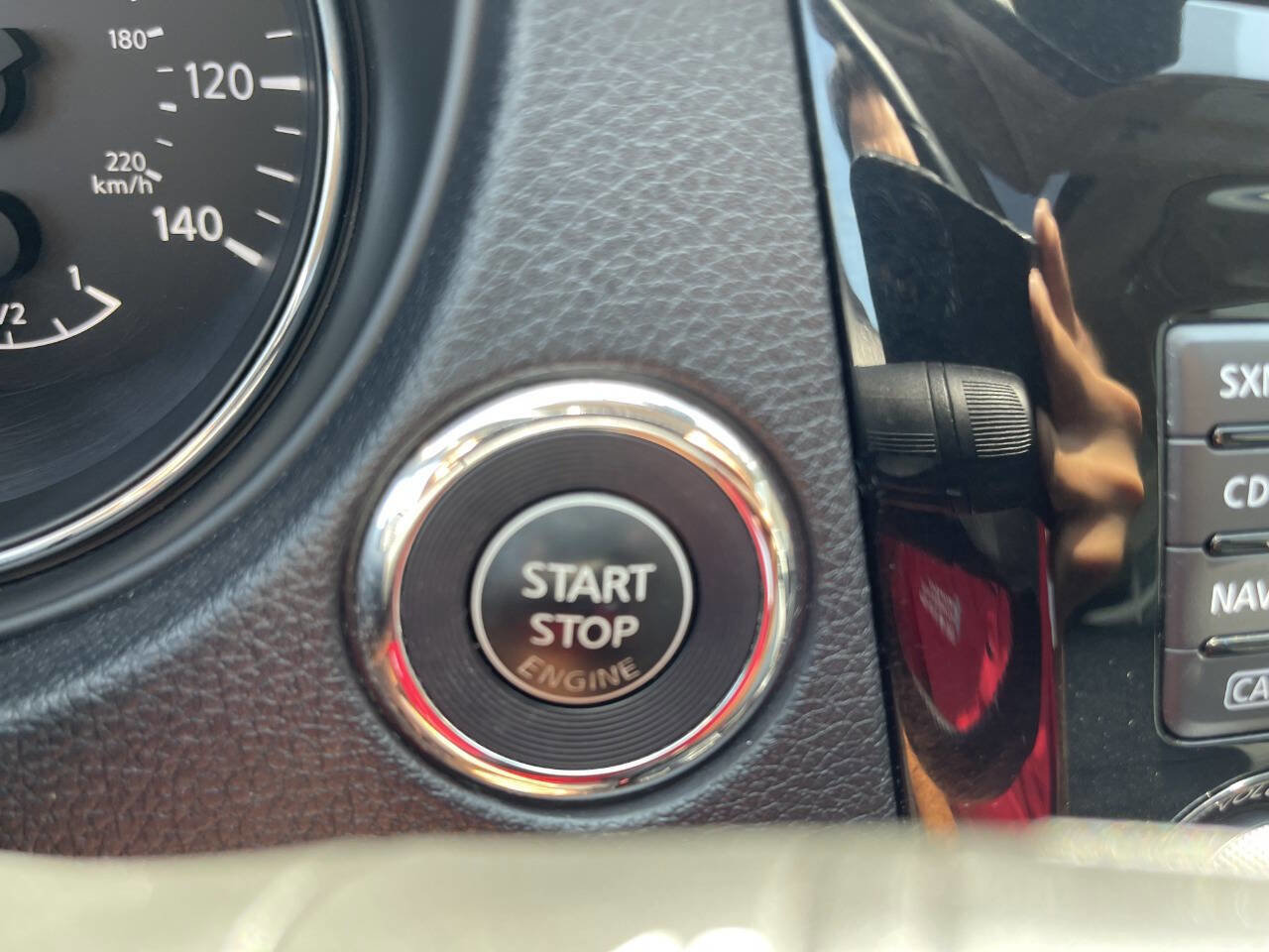 Used 2017 Nissan Rogue SL w/ SL Premium Package image 36