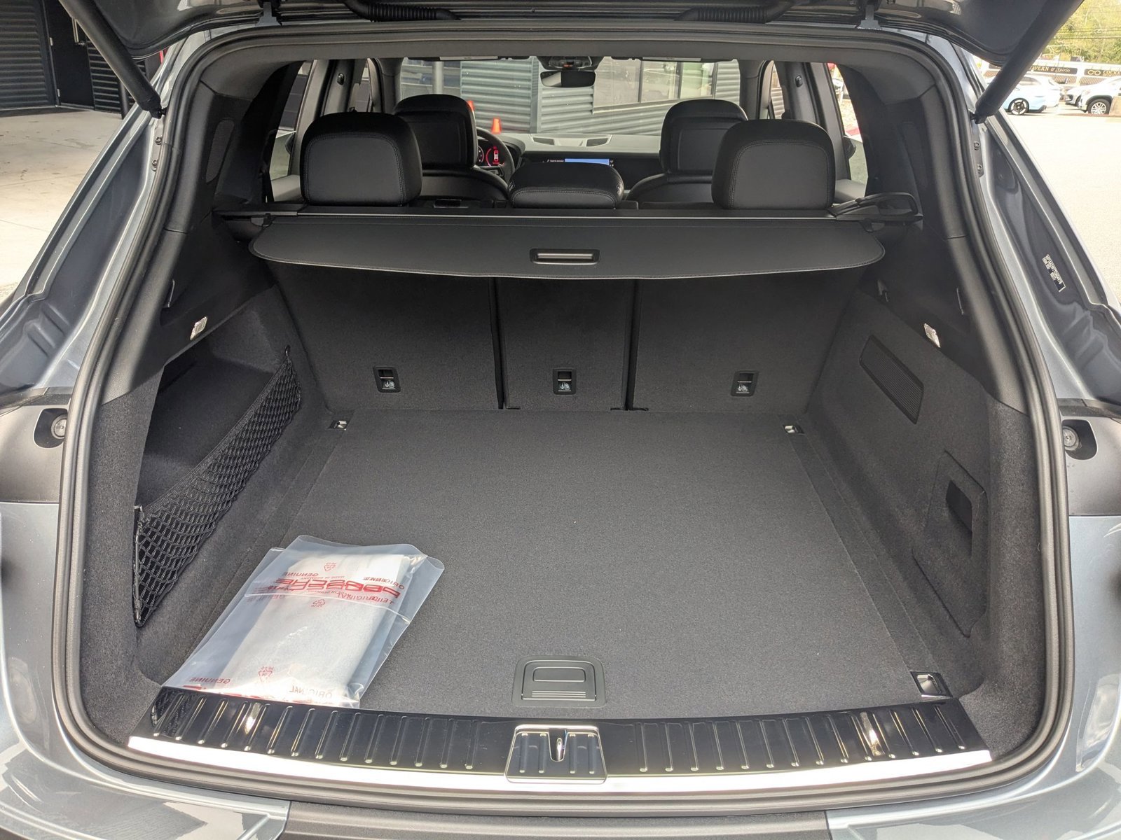 New 2026 Porsche Cayenne image 23