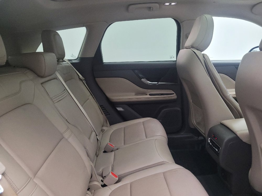 Used 2021 Lincoln Corsair AWD w/ Premium Package image 19