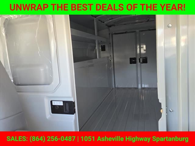 New 2025 Chevrolet Express 3500 w/ Power Convenience Package image 31