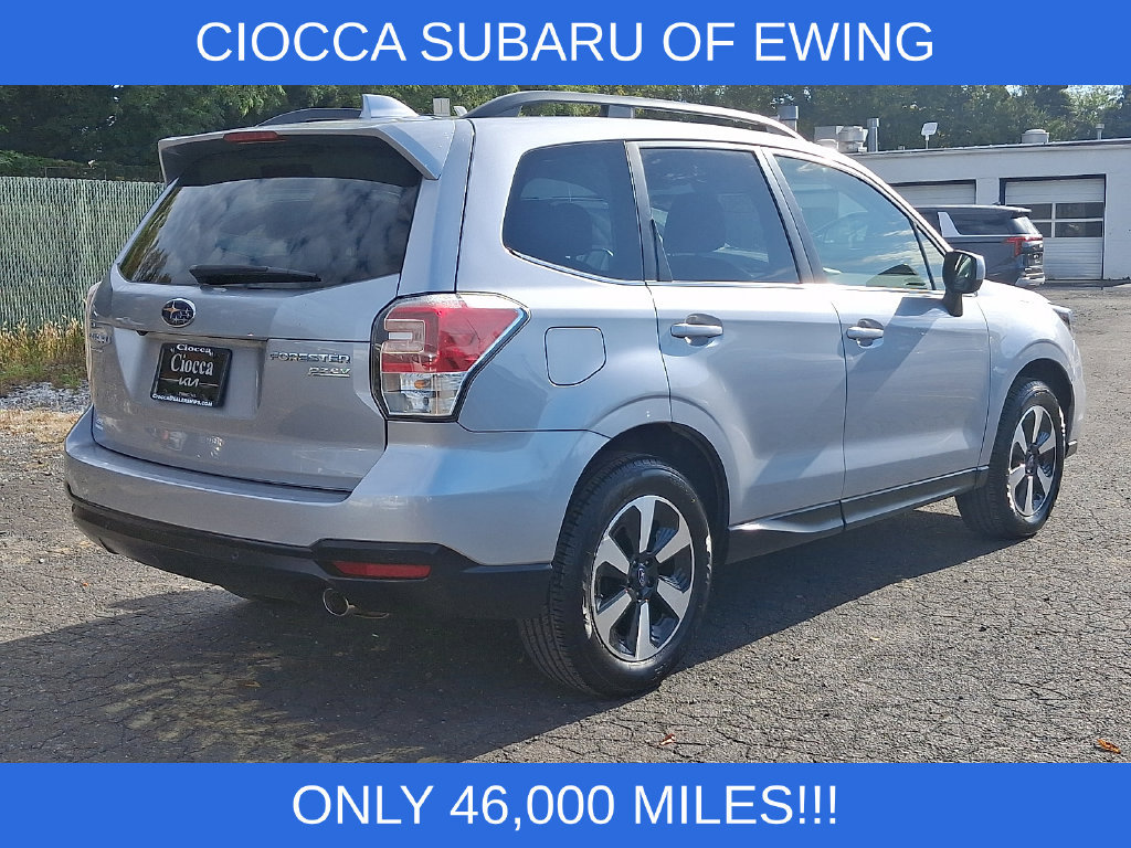 Used 2017 Subaru Forester 2.5i Limited AWD/4WD image 10