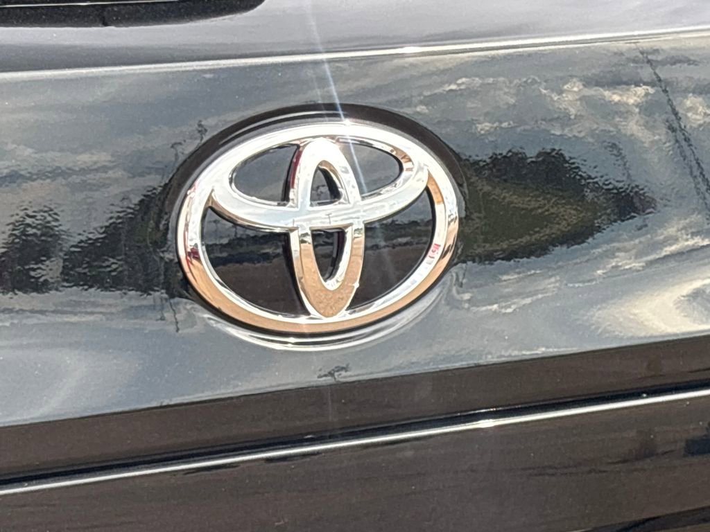 New 2026 Toyota Corolla Cross XLE image 31