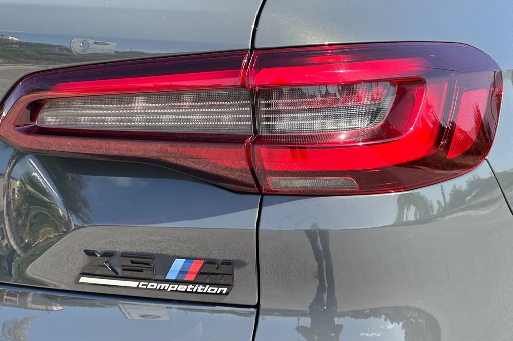 Used 2022 BMW X5 M w/ Competition Package 2 AWD/4WD image 34