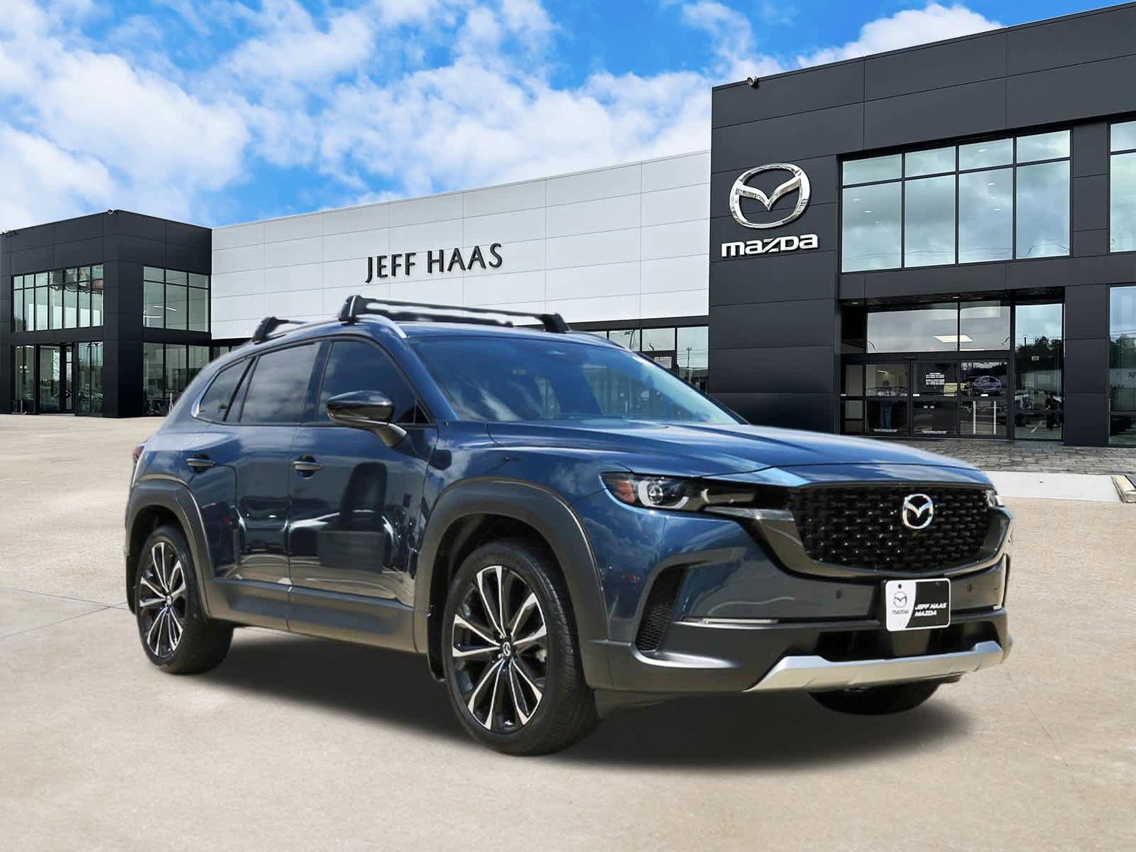 Certified 2025 MAZDA CX-50 2.5 Turbo w/ Premium Plus Pkg AWD/4WD image 4