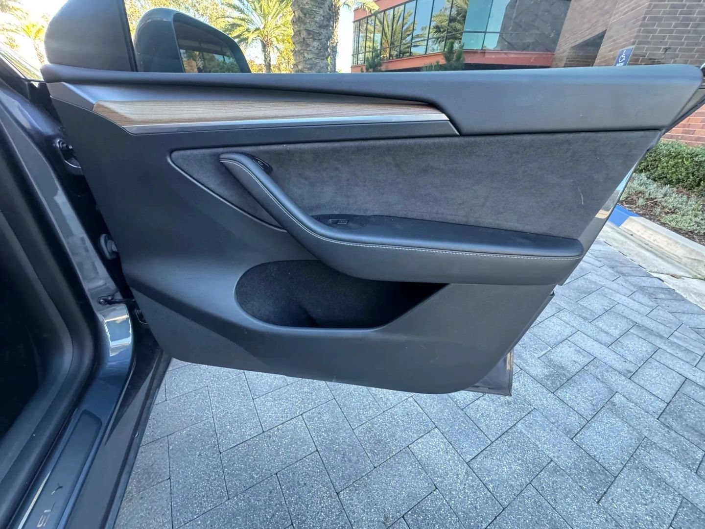 Used 2022 Tesla Model Y Performance AWD/4WD image 21