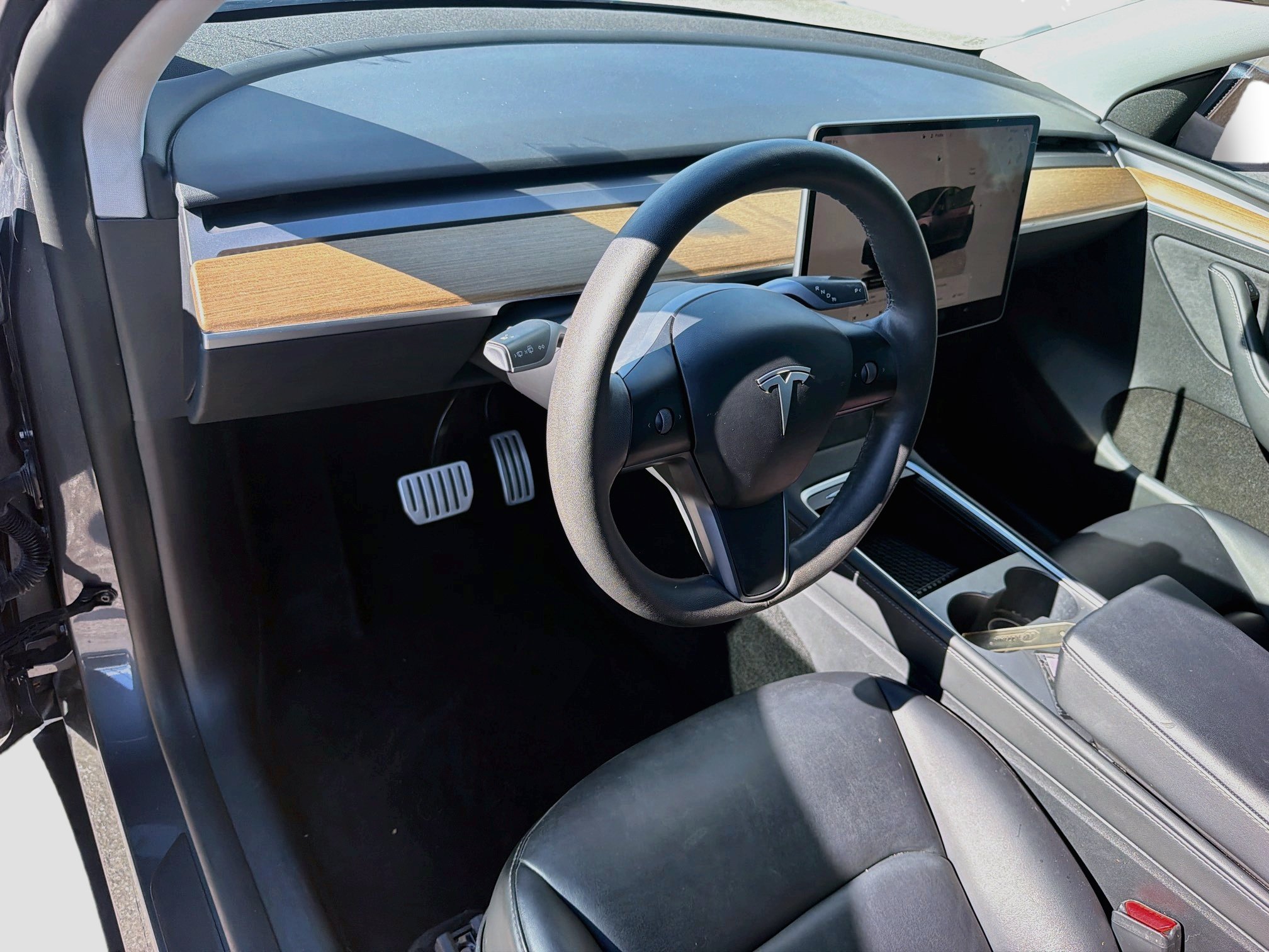 Used 2023 Tesla Model Y Performance AWD/4WD image 25