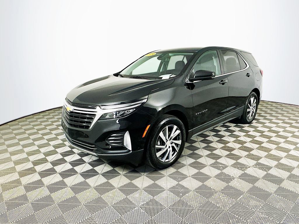 Used 2024 Chevrolet Equinox LT w/ LPO, Floor Liner Package FWD image 5
