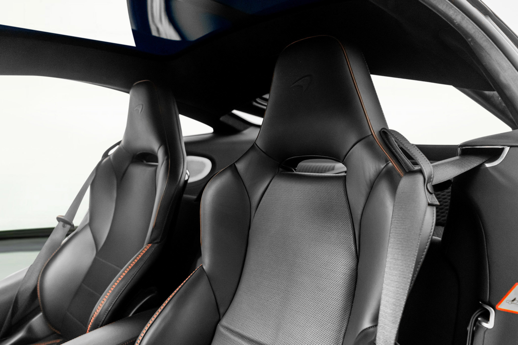 Used 2023 McLaren GT image 3