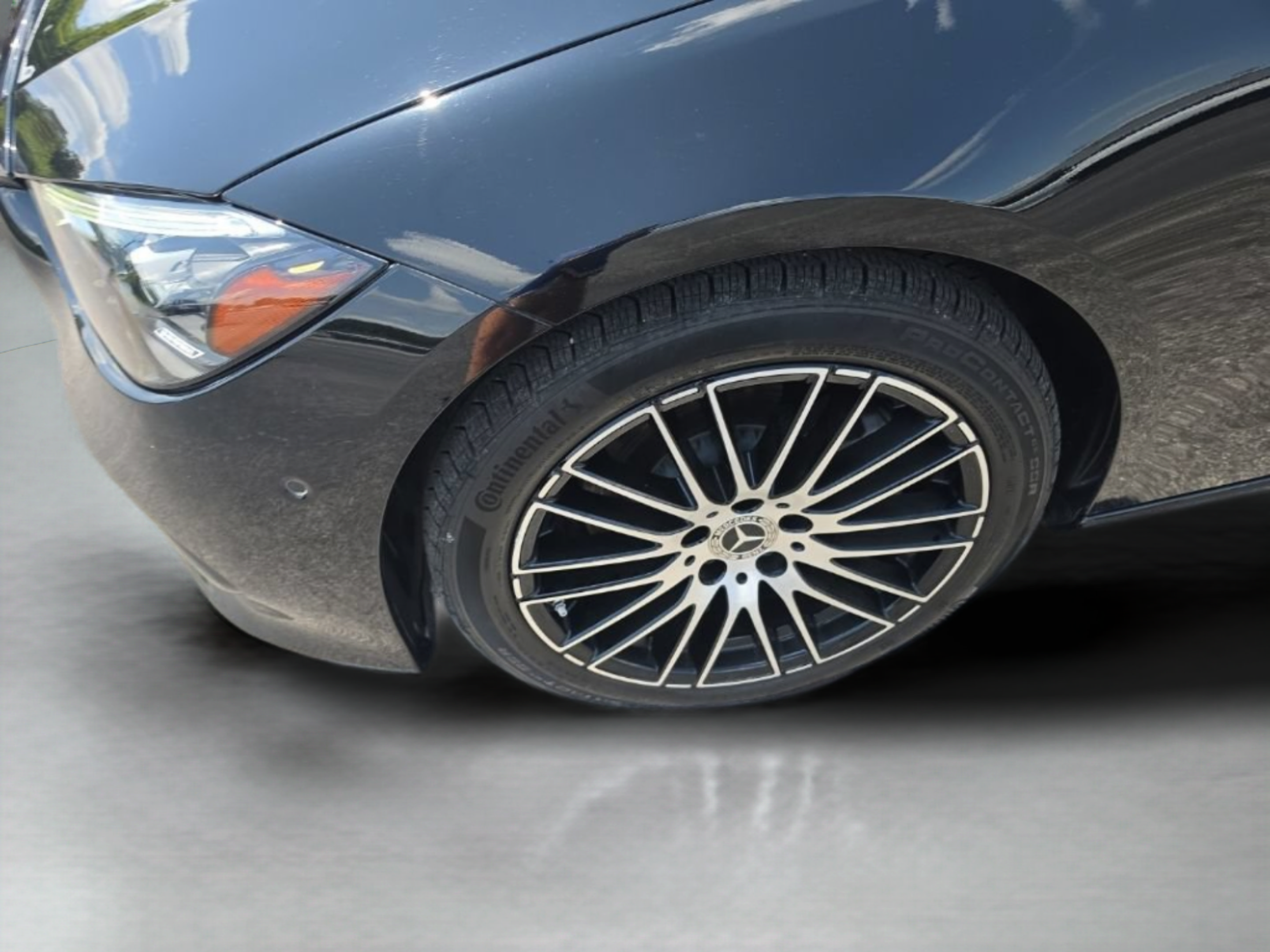 Used 2023 Mercedes-Benz C 300 Sedan image 11