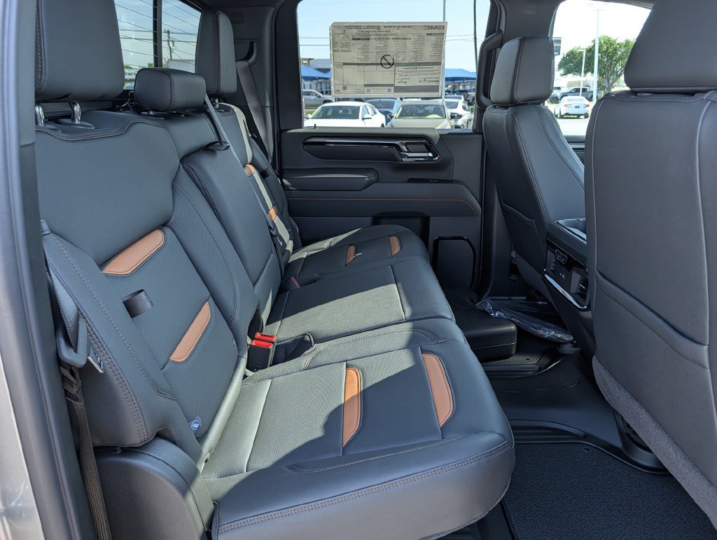 New 2026 GMC Sierra 2500 AT4 w/ AT4 Premium Plus Package AWD/4WD image 33