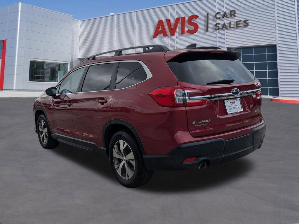 Used 2025 Subaru Ascent Premium image 9