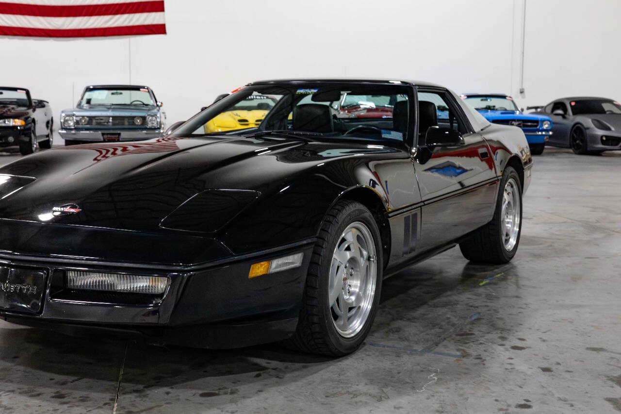 Used 1990 Chevrolet Corvette Coupe RWD image 34