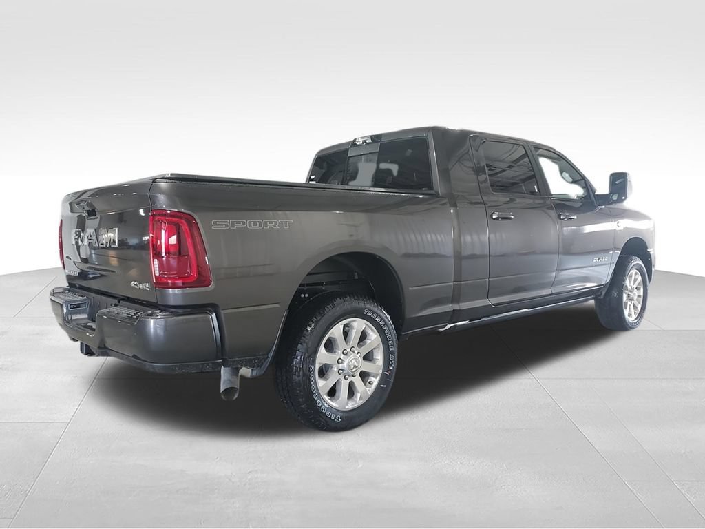 New 2026 RAM 2500 Laramie AWD/4WD image 8