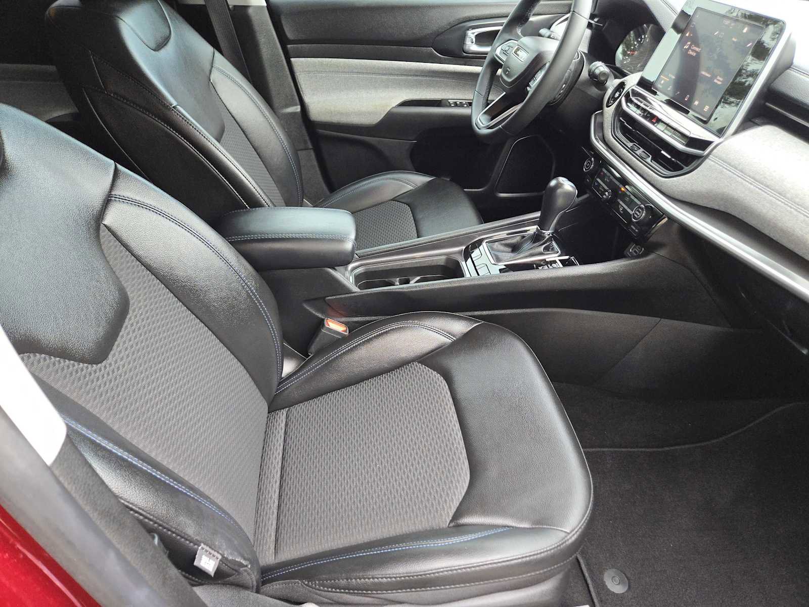 Used 2022 Jeep Compass Latitude image 15