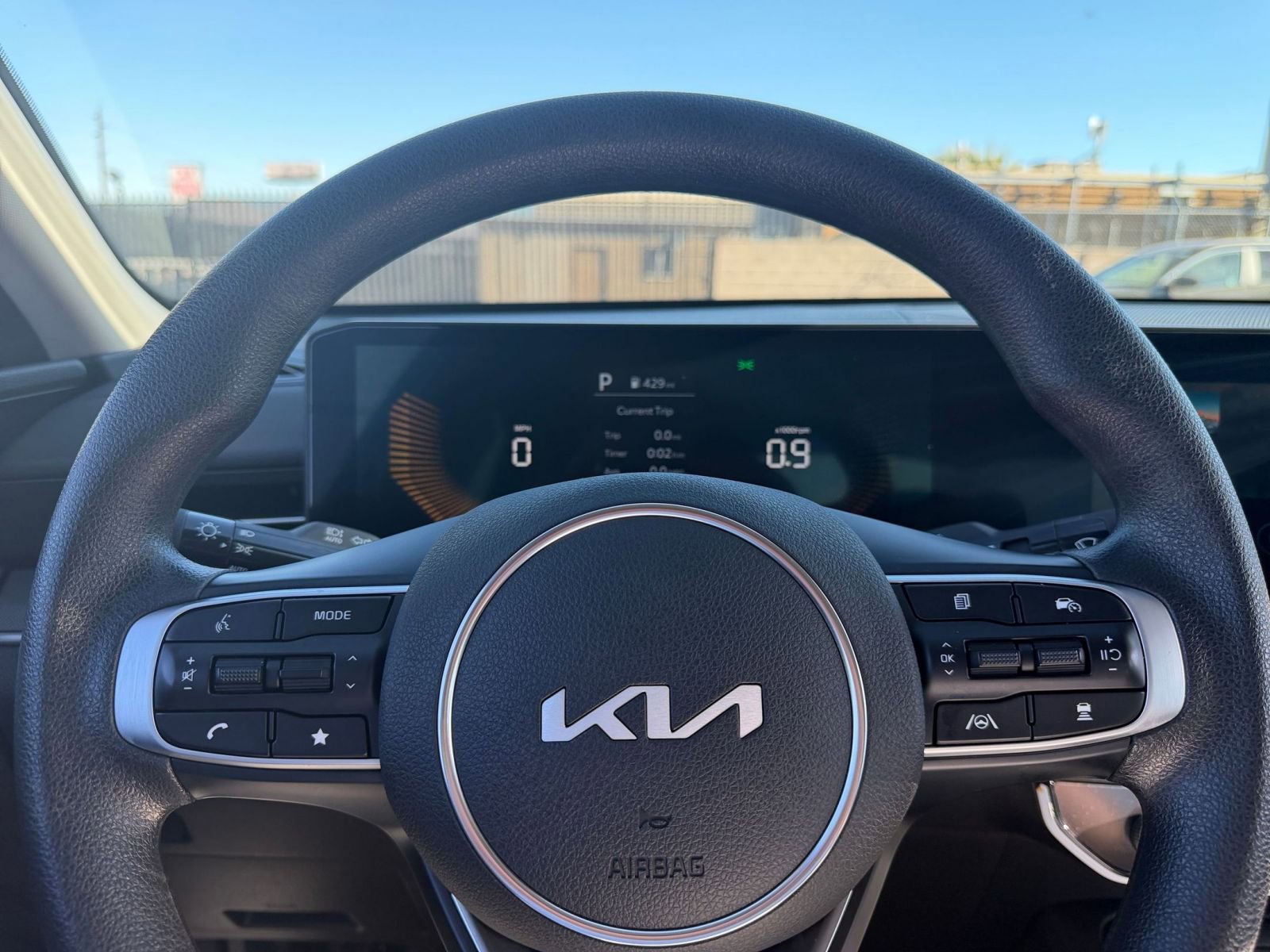 Used 2025 Kia K5 LXS image 24