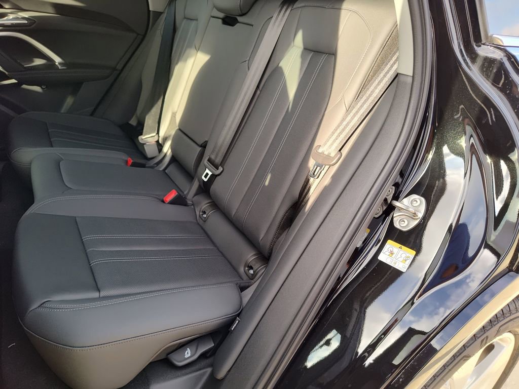 New 2025 Audi Q5 Premium Plus image 14