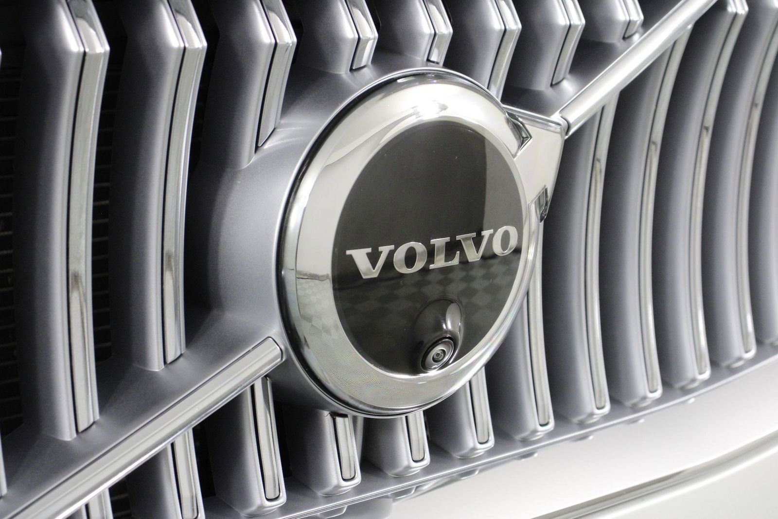 Certified 2024 Volvo XC90 T8 Plus AWD/4WD image 27
