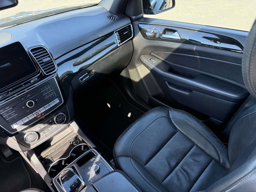 Used 2018 Mercedes-Benz GLE 350 image 28