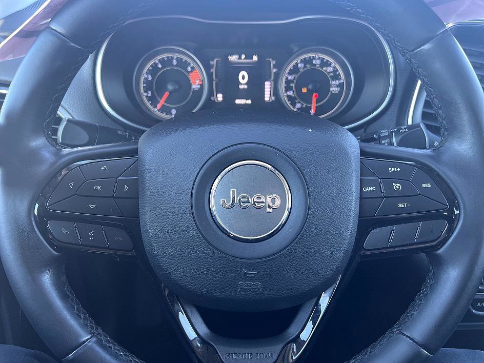 Used 2019 Jeep Cherokee Altitude image 13
