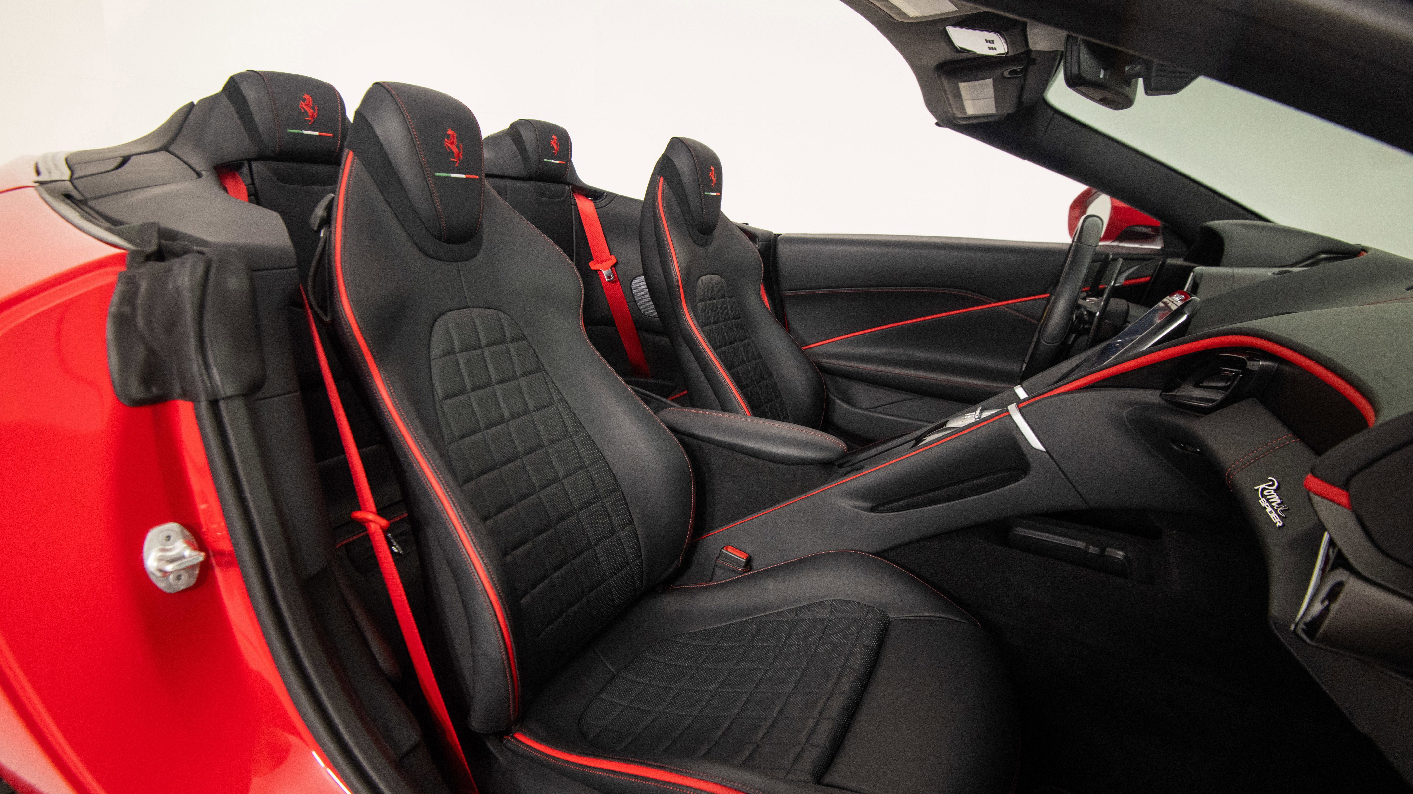Certified 2025 Ferrari Roma Spider RWD image 26