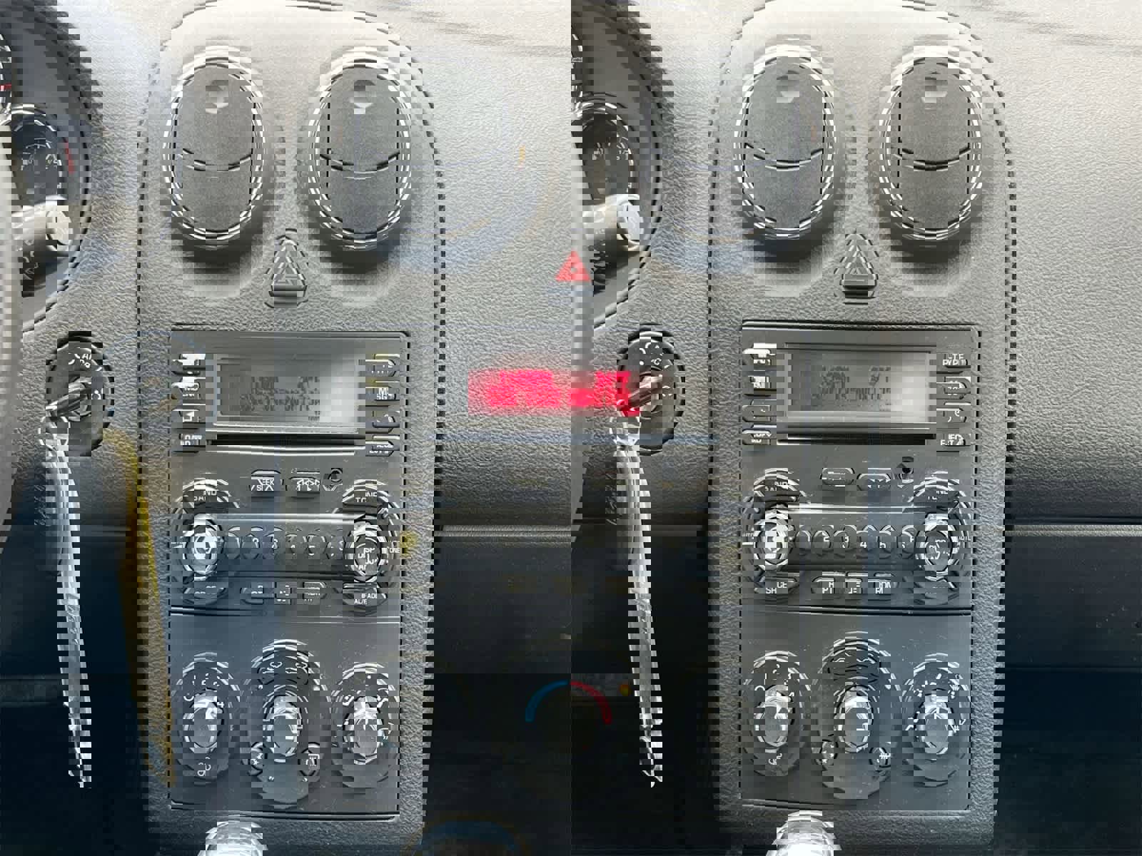 Used 2009 Pontiac G6 Sedan w/ Sun And Sound Package image 27