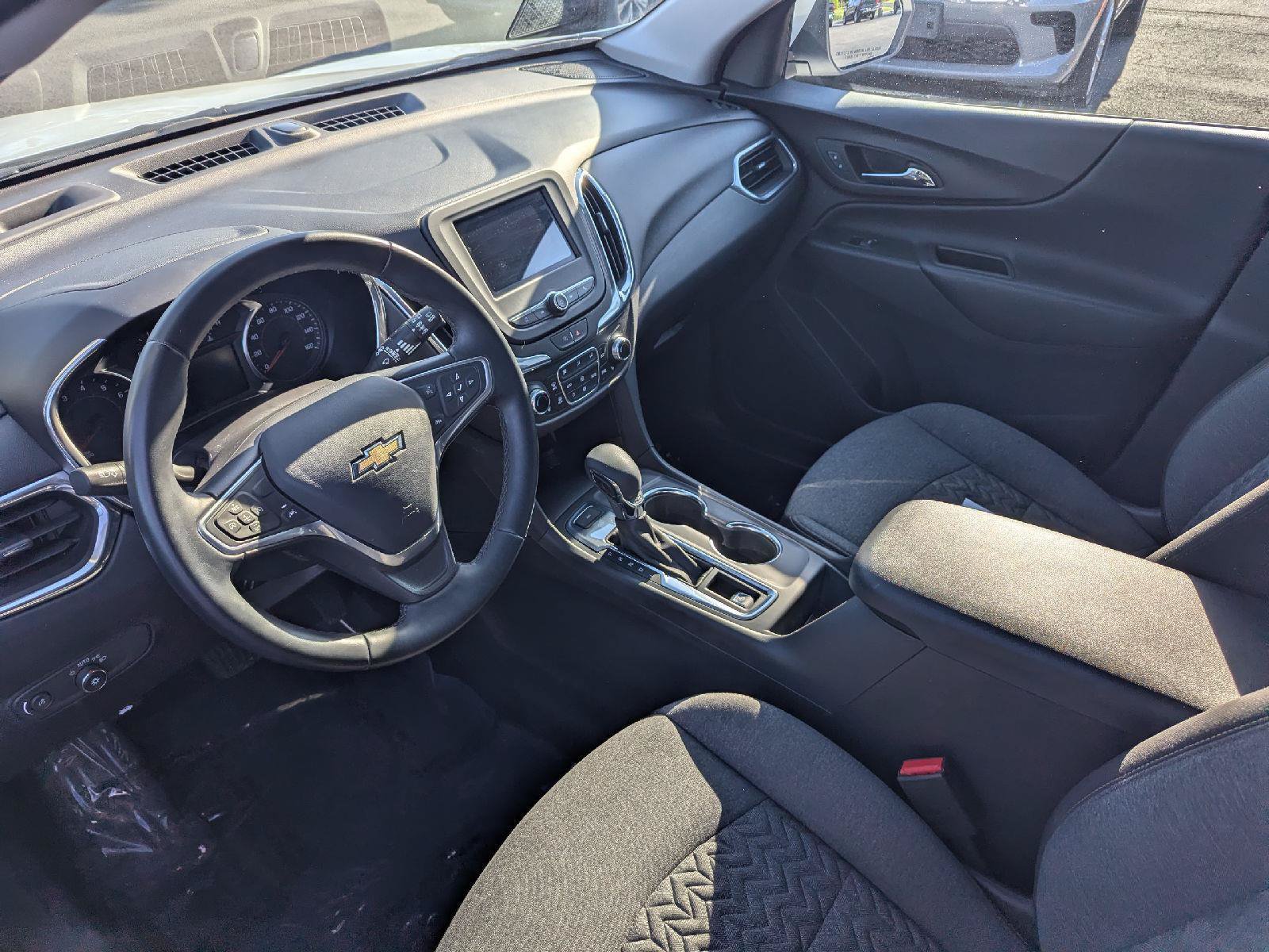 Used 2023 Chevrolet Equinox LT AWD/4WD image 14